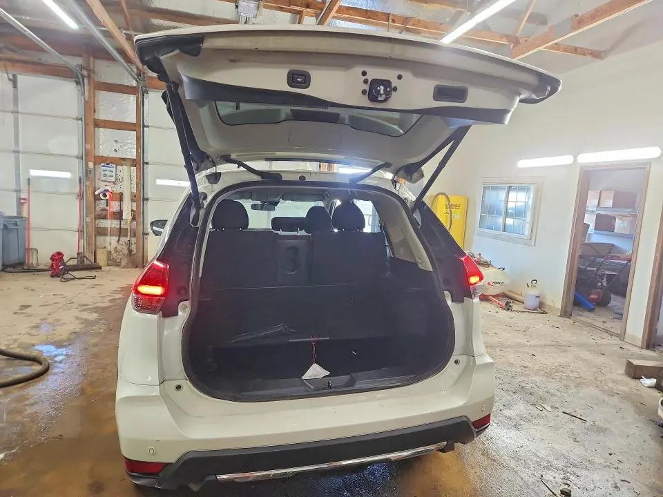 2020 NISSAN ROGUE SV  