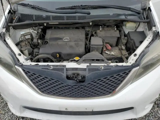 2015 TOYOTA SIENNA SPORT  