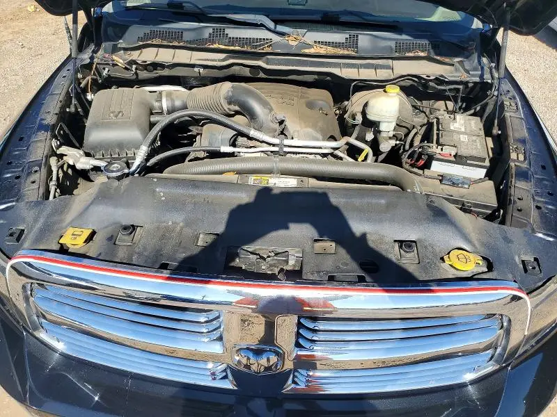 2015 RAM 1500 SLT  