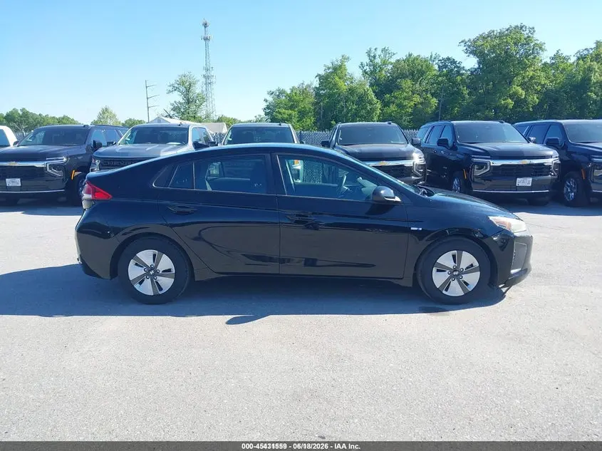 2018 HYUNDAI IONIQ HYBRID BLUE