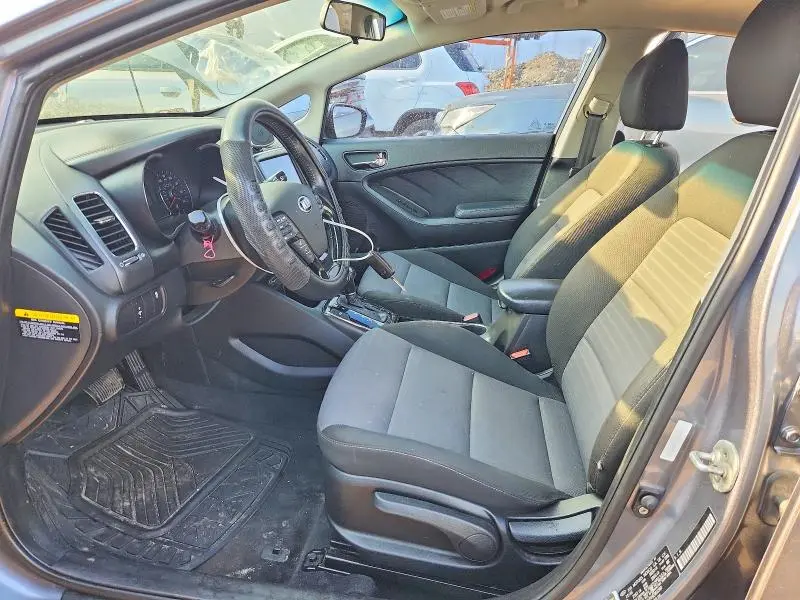 2017 KIA FORTE S  