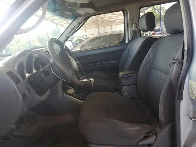 2016 NISSAN FRONTIER CREW CAB XE  