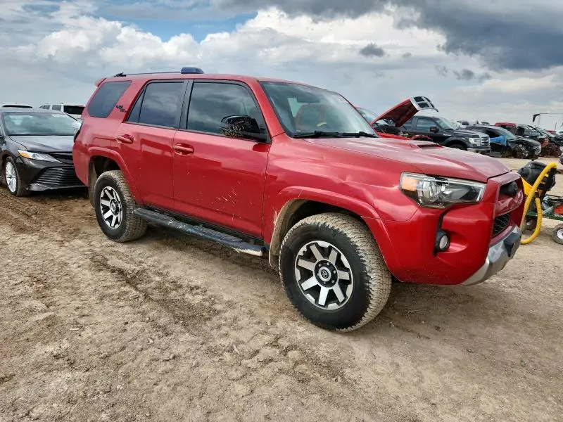 2018 TOYOTA 4RUNNER SR5/SR5 PREMIUM  