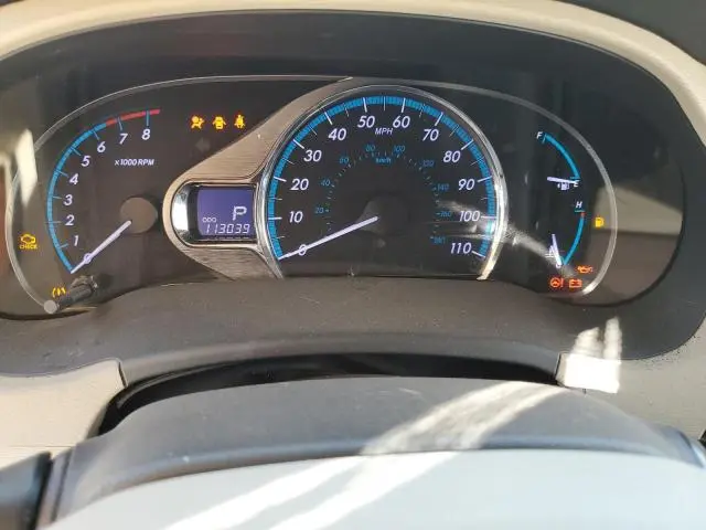 2013 TOYOTA SIENNA XLE  