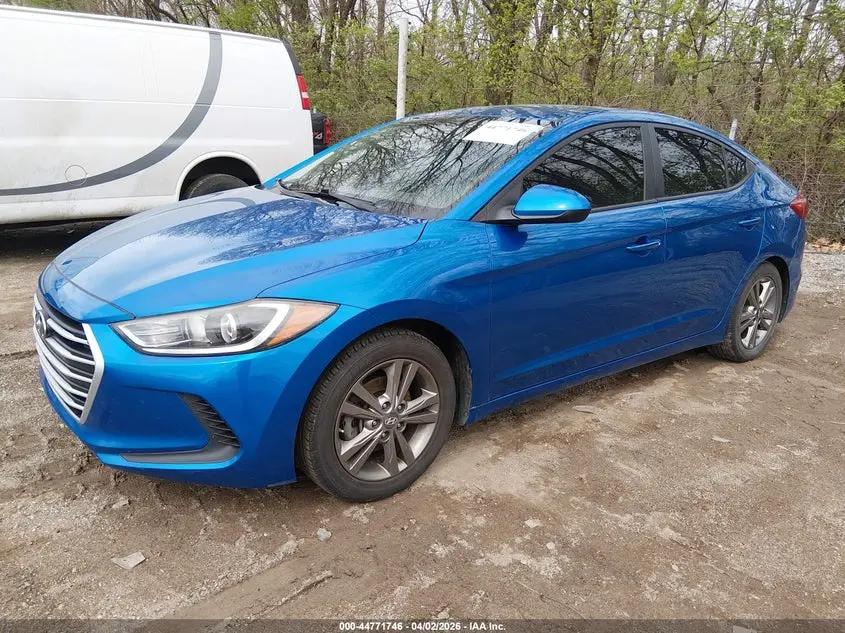 2017 HYUNDAI ELANTRA SE