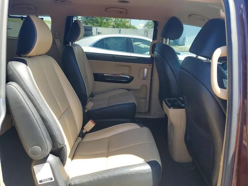 2018 KIA SEDONA EX  