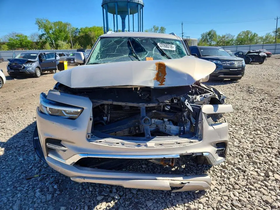 2021 INFINITI QX80 LUXE  
