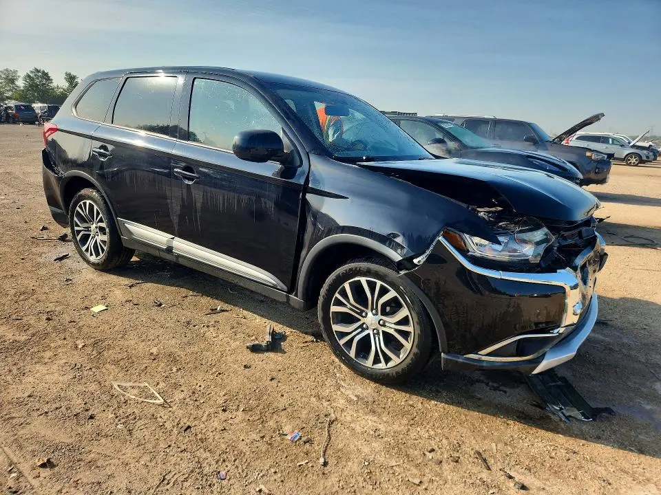 2018 MITSUBISHI OUTLANDER SE  
