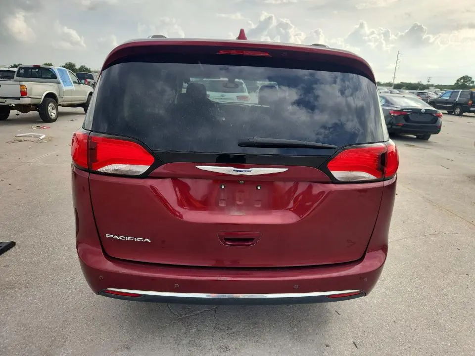 2020 CHRYSLER PACIFICA TOURING L  