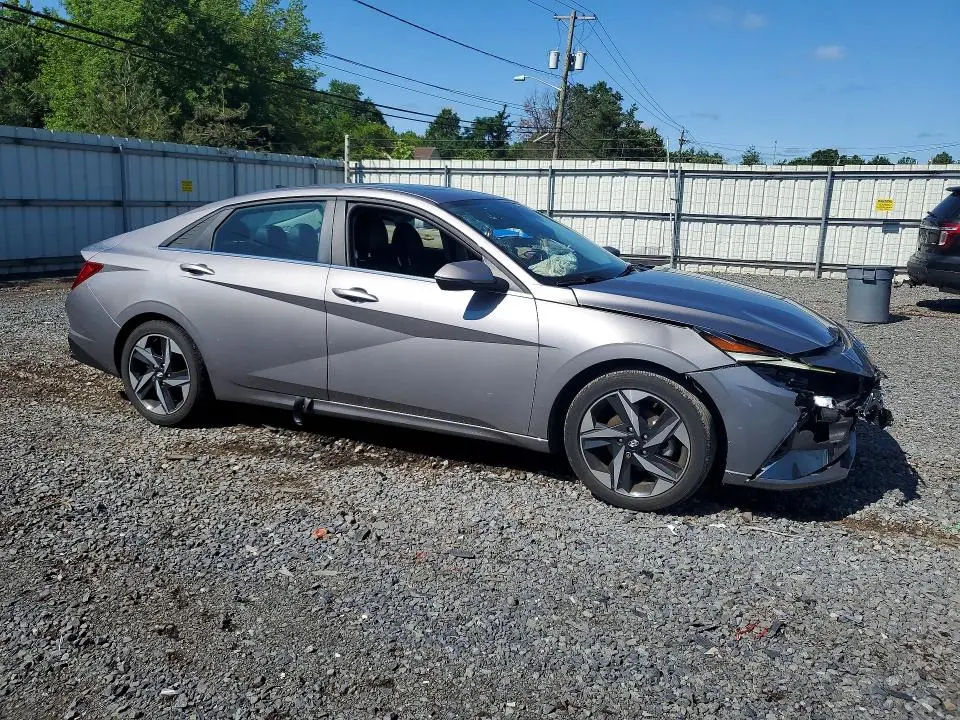 2023 HYUNDAI ELANTRA LIMITED  