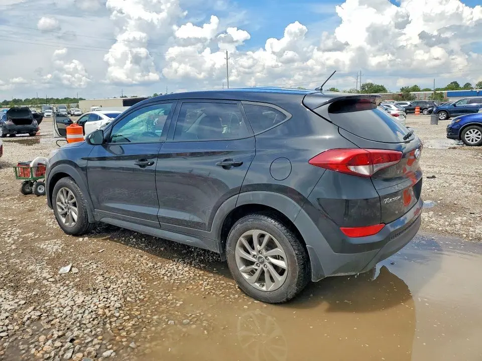 2018 HYUNDAI TUCSON SE  