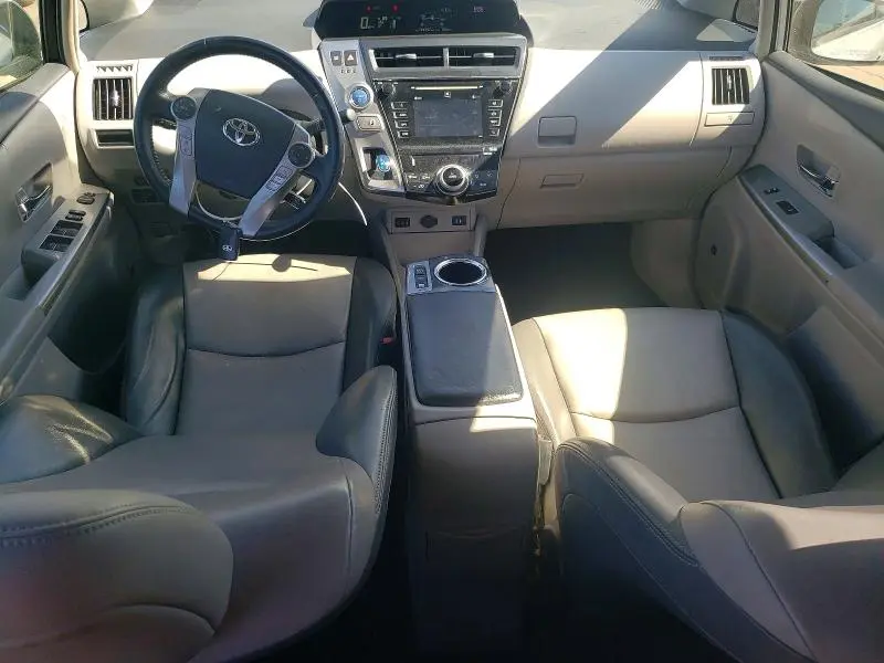 2015 TOYOTA PRIUS V FIVE  