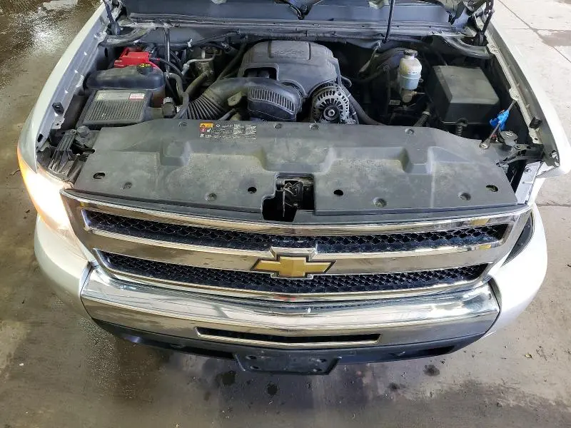 2011 CHEVROLET SILVERADO K1500 LT  