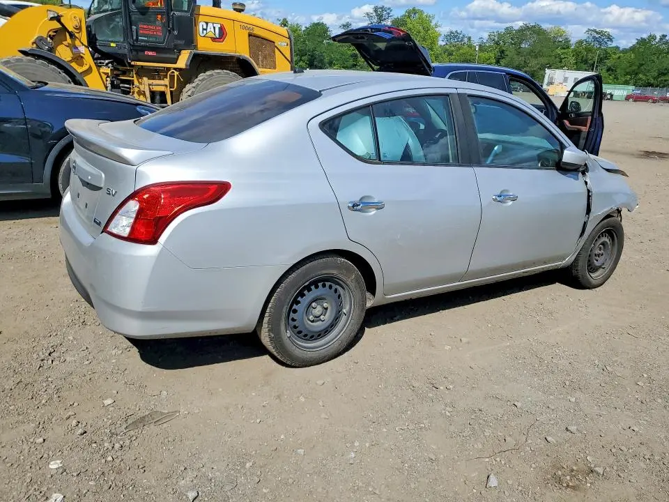 2016 NISSAN VERSA 1.6 SV  