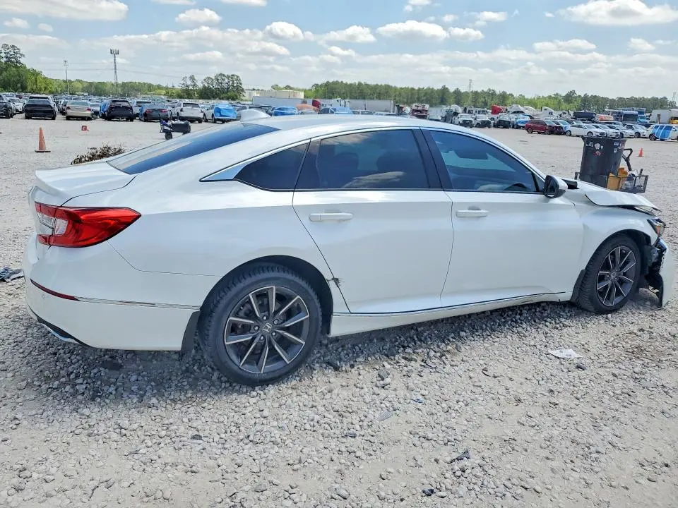 2021 HONDA ACCORD   