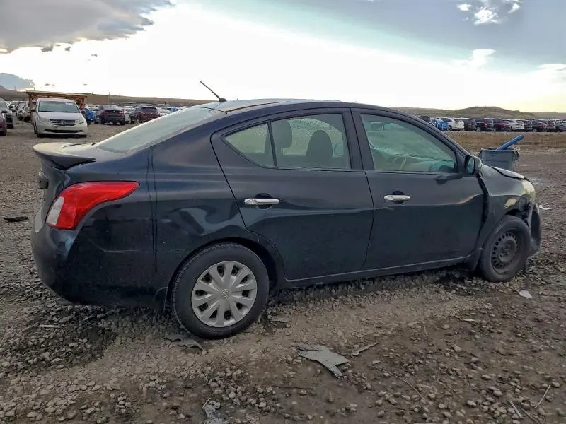 2013 NISSAN VERSA S  