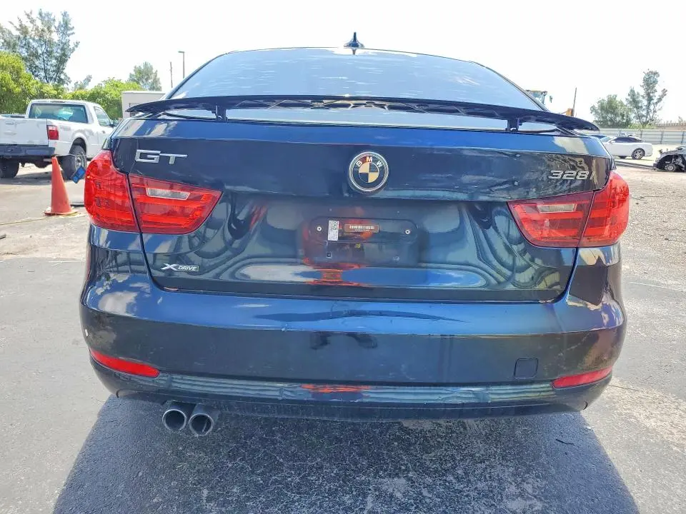 2015 BMW 328 XIGT  