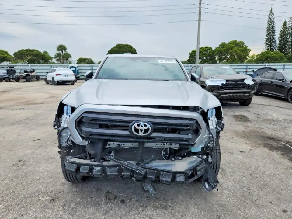 2024 TOYOTA TACOMA SR5  