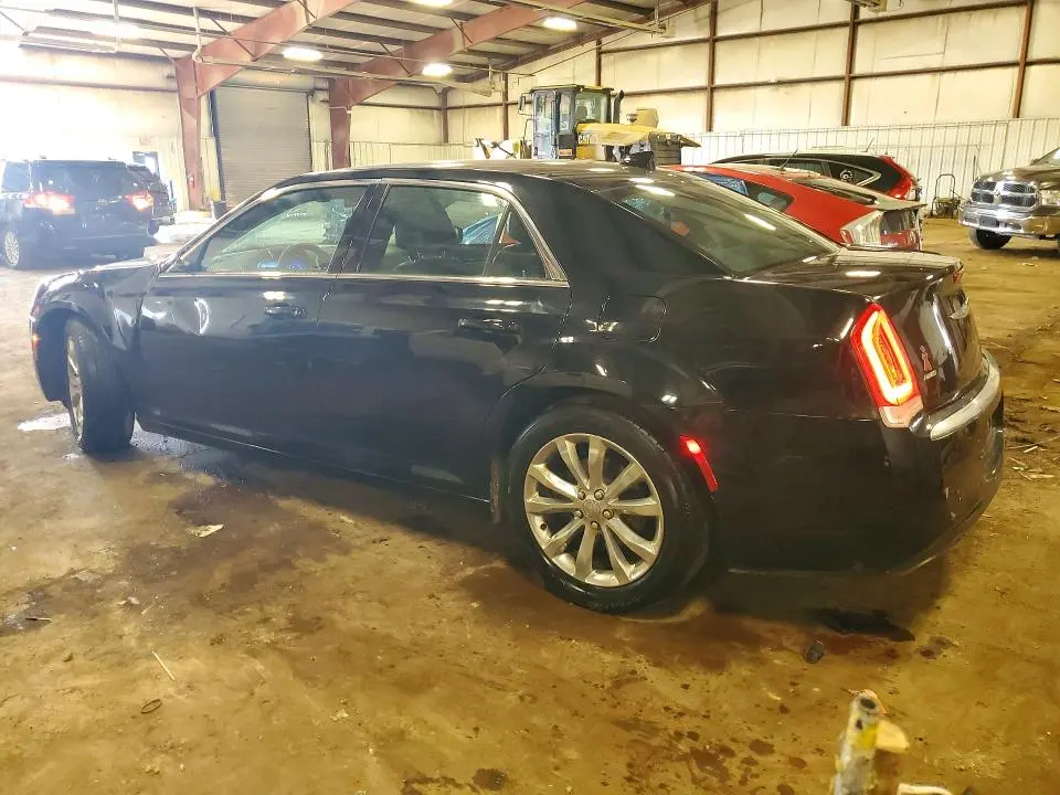 2017 CHRYSLER 300 LIMITED  