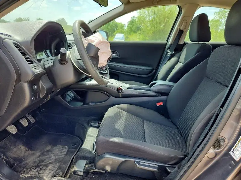 2017 HONDA HR-V LX  