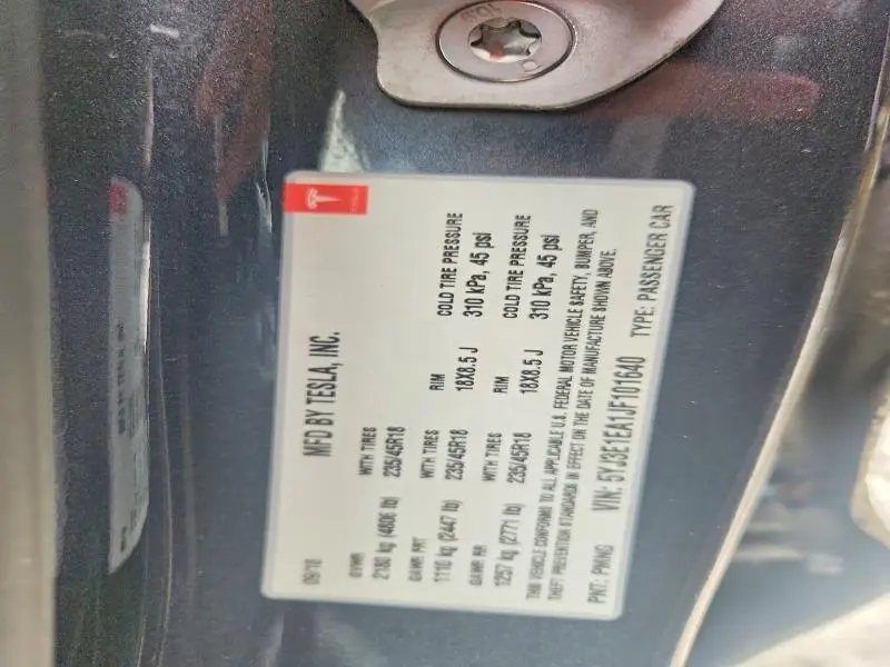 2018 TESLA MODEL 3   