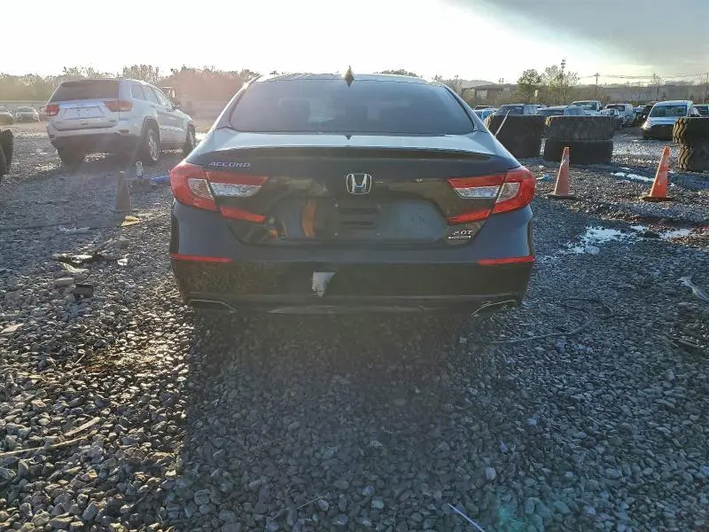 2018 HONDA ACCORD TOURING  