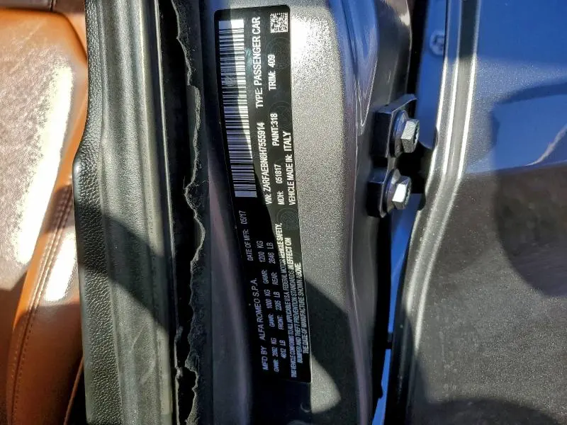 2017 ALFA ROMEO GIULIA   