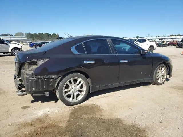 2011 NISSAN MAXIMA S  