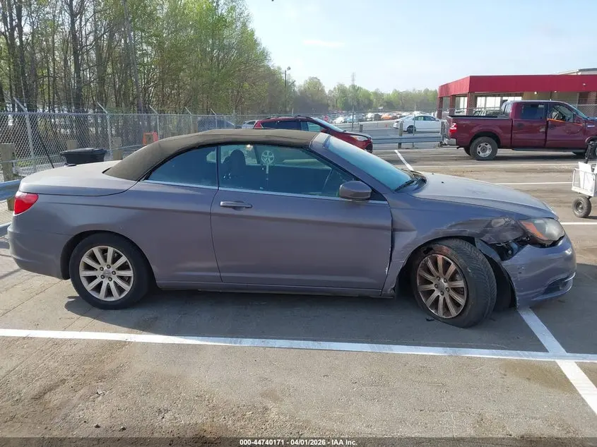 2013 CHRYSLER 200 TOURING