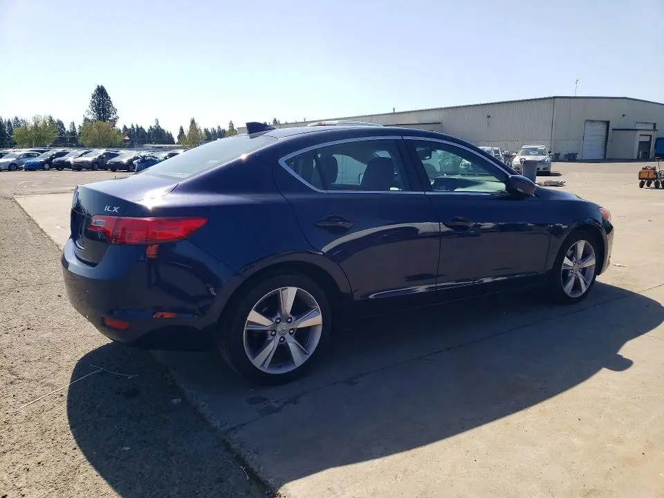 2013 ACURA ILX 20 PREMIUM  