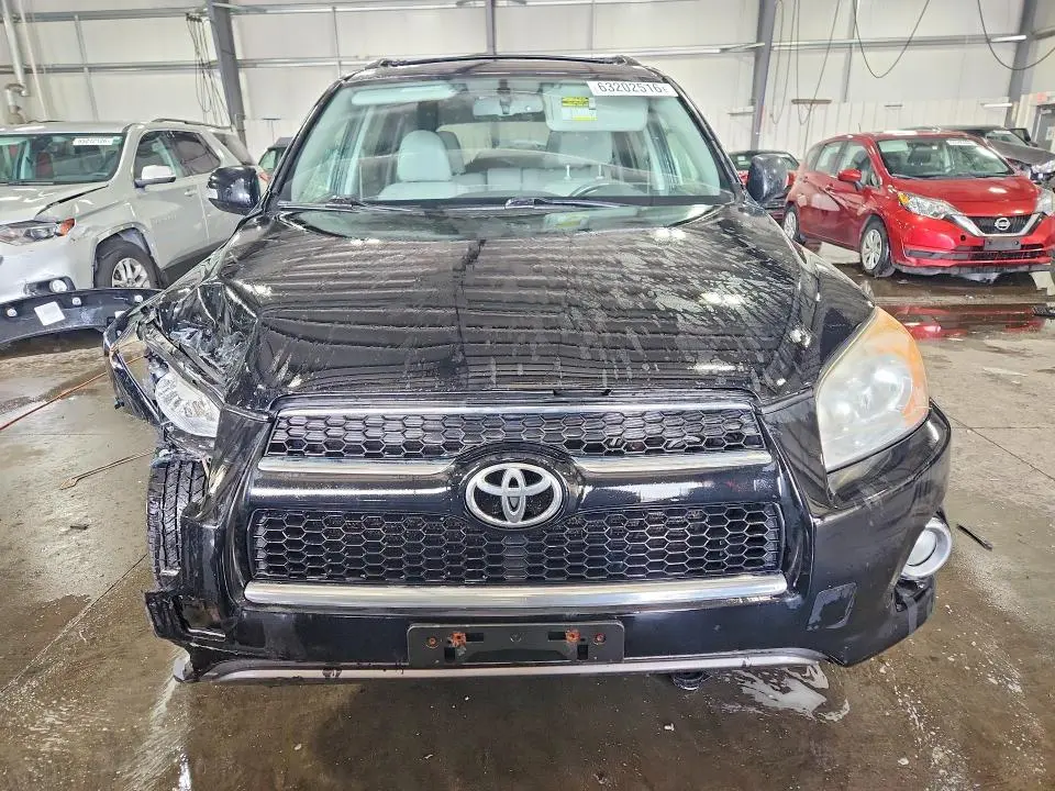 2011 TOYOTA RAV4 LIMITED  