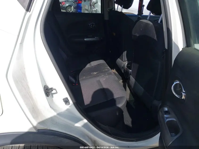 2013 NISSAN JUKE S