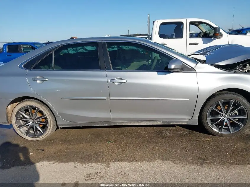 2015 TOYOTA CAMRY XSE