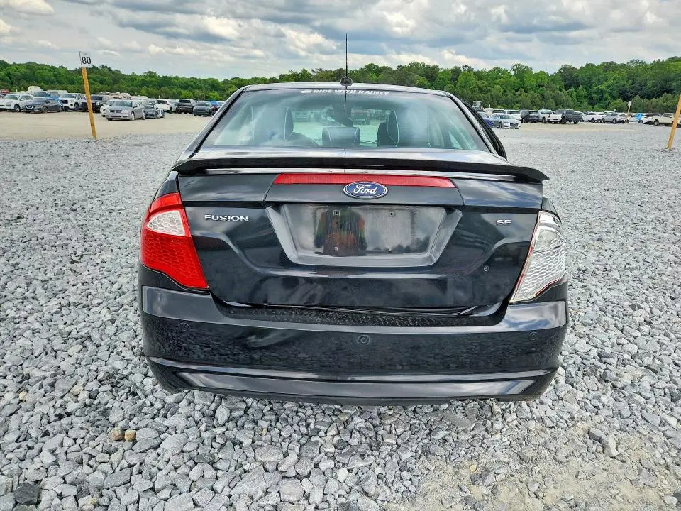 2011 FORD FUSION SE  