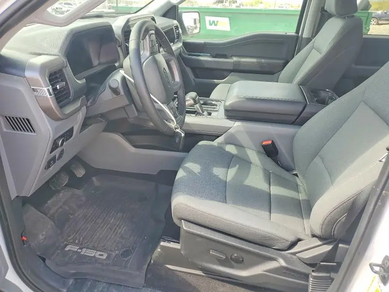 2025 FORD F150 LIGHTNING XLT  