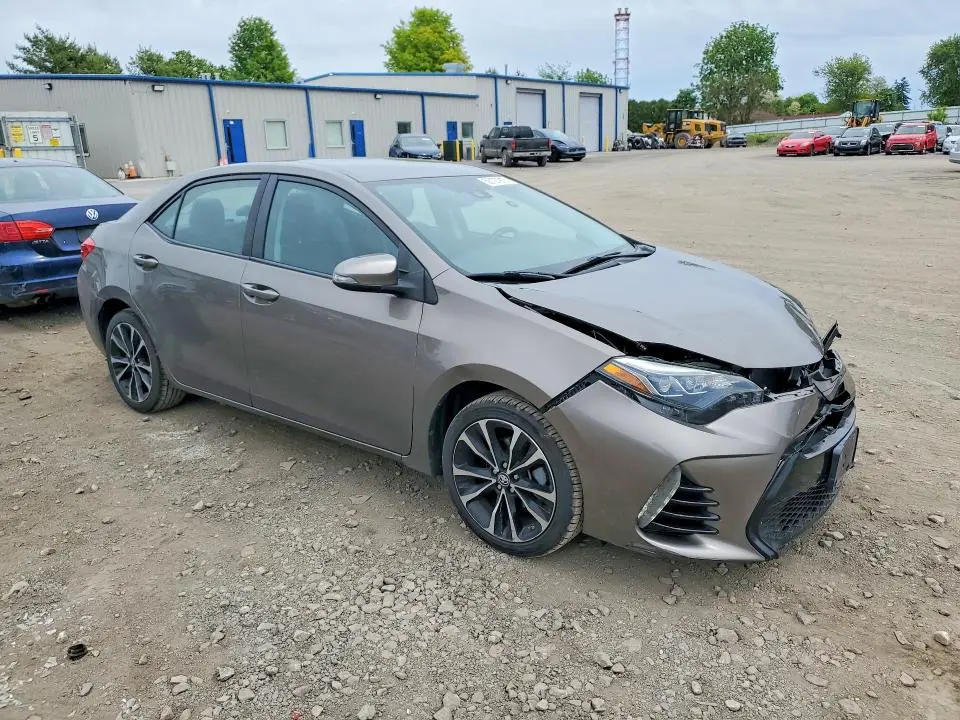 2019 TOYOTA COROLLA SE  