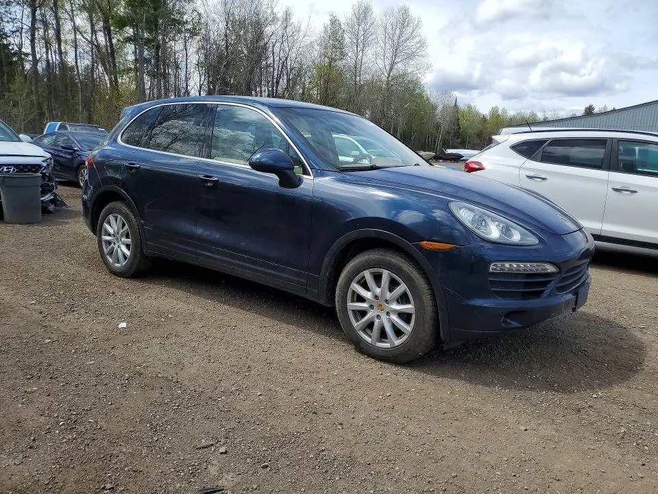 2011 PORSCHE CAYENNE   
