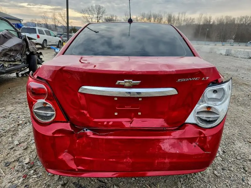 2015 CHEVROLET SONIC LT  