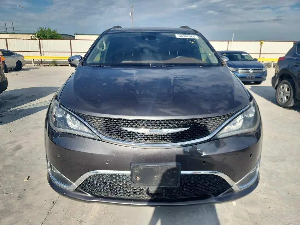 2018 CHRYSLER PACIFICA LIMITED  