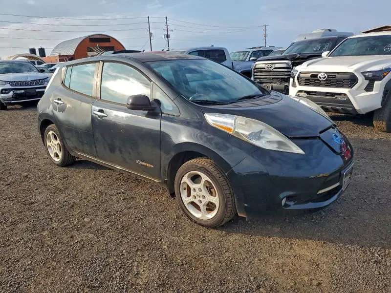 2013 NISSAN LEAF S  
