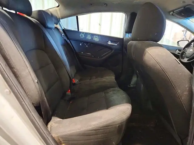2018 KIA FORTE LX  