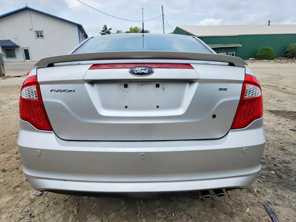 2011 FORD FUSION SE  