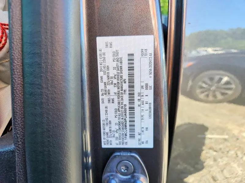 2023 FORD ESCAPE ST LINE  