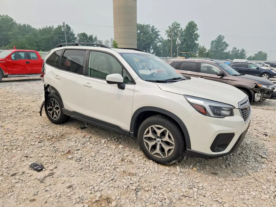 2021 SUBARU FORESTER PREMIUM  