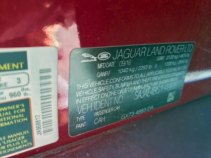 2017 JAGUAR XE PRESTIGE  