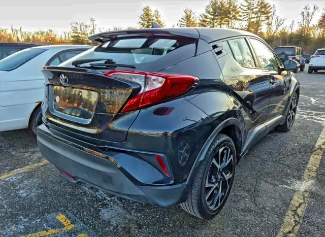 2018 TOYOTA C-HR XLE  
