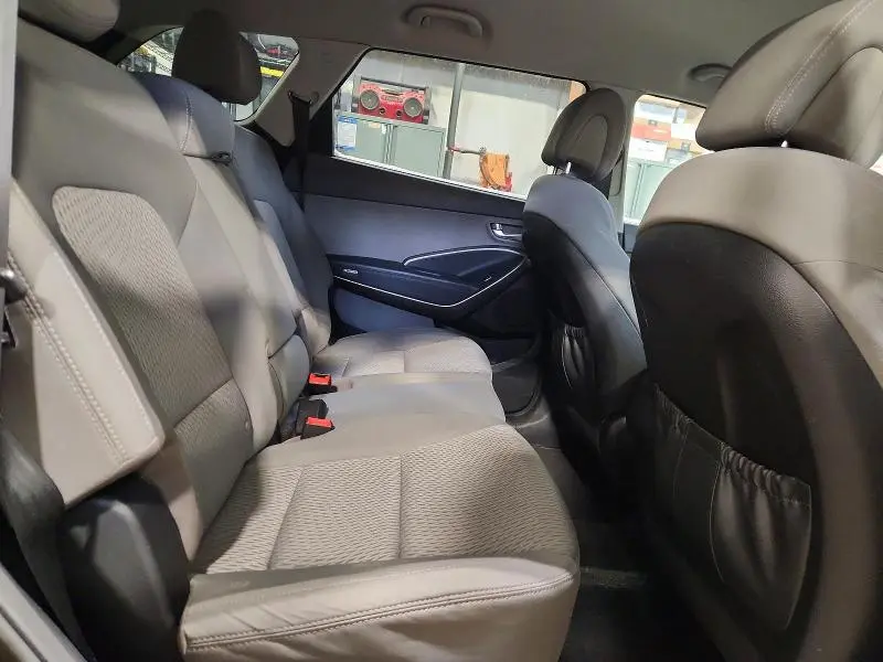 2019 HYUNDAI SANTA FE XL SE  