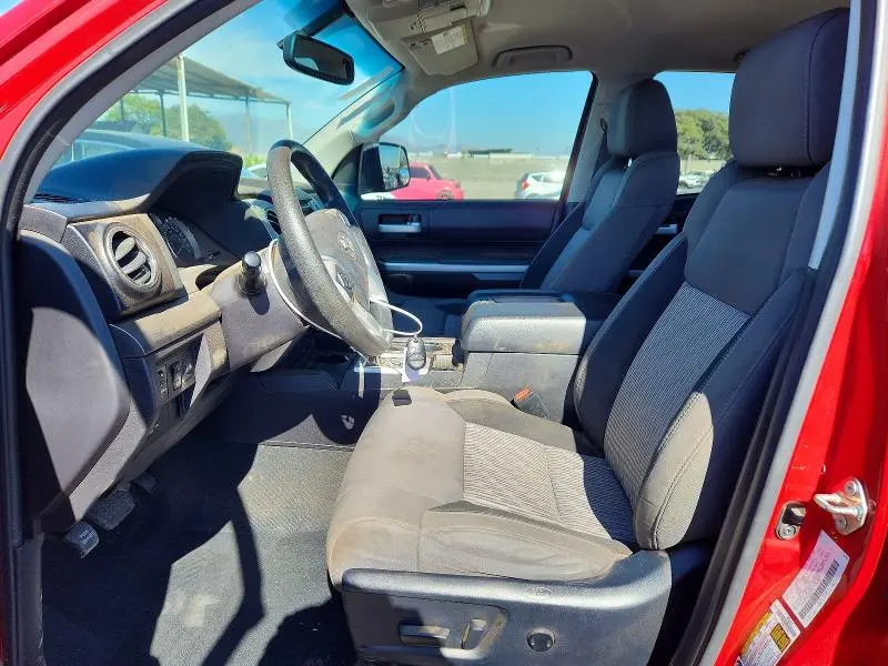 2016 TOYOTA TUNDRA SR5  