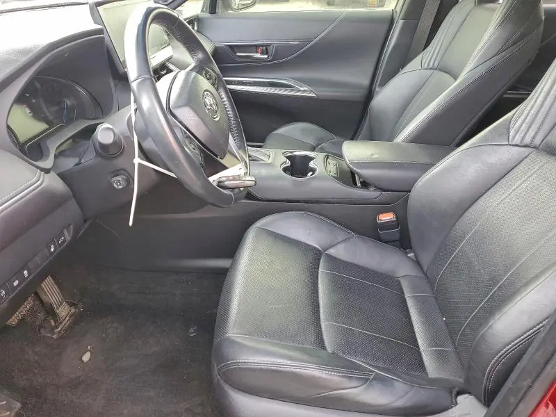 2021 TOYOTA VENZA LE  