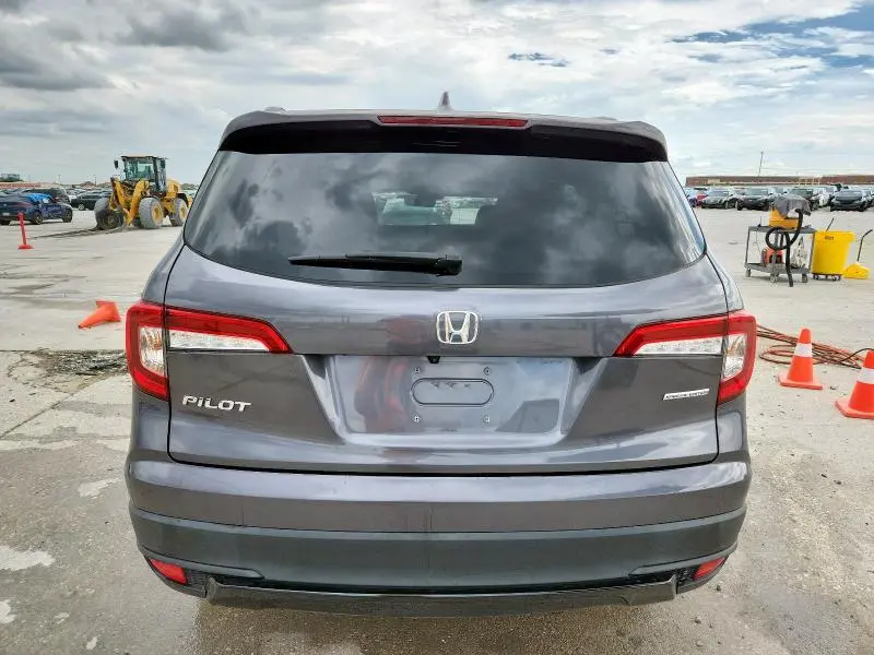 2021 HONDA PILOT SE  